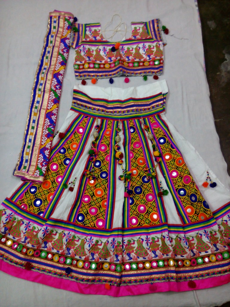 Indian Dance Costumes for Rent – Bollywood/Indian Dance Costume Rental